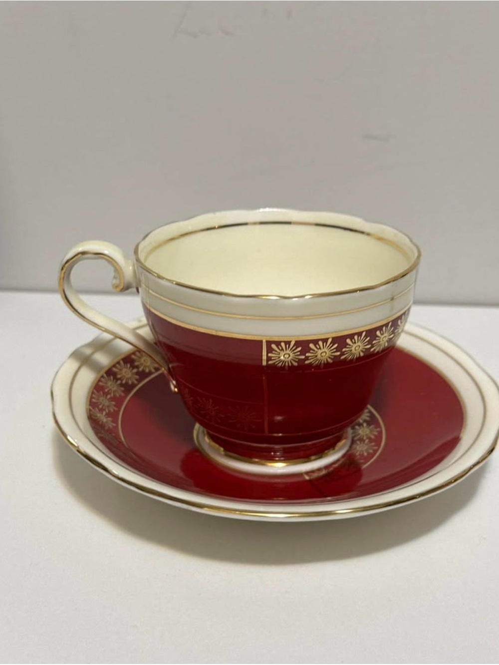 Classic AynsleyRed and Cream Porcelain Teacup & Saucer with Gold Trim
